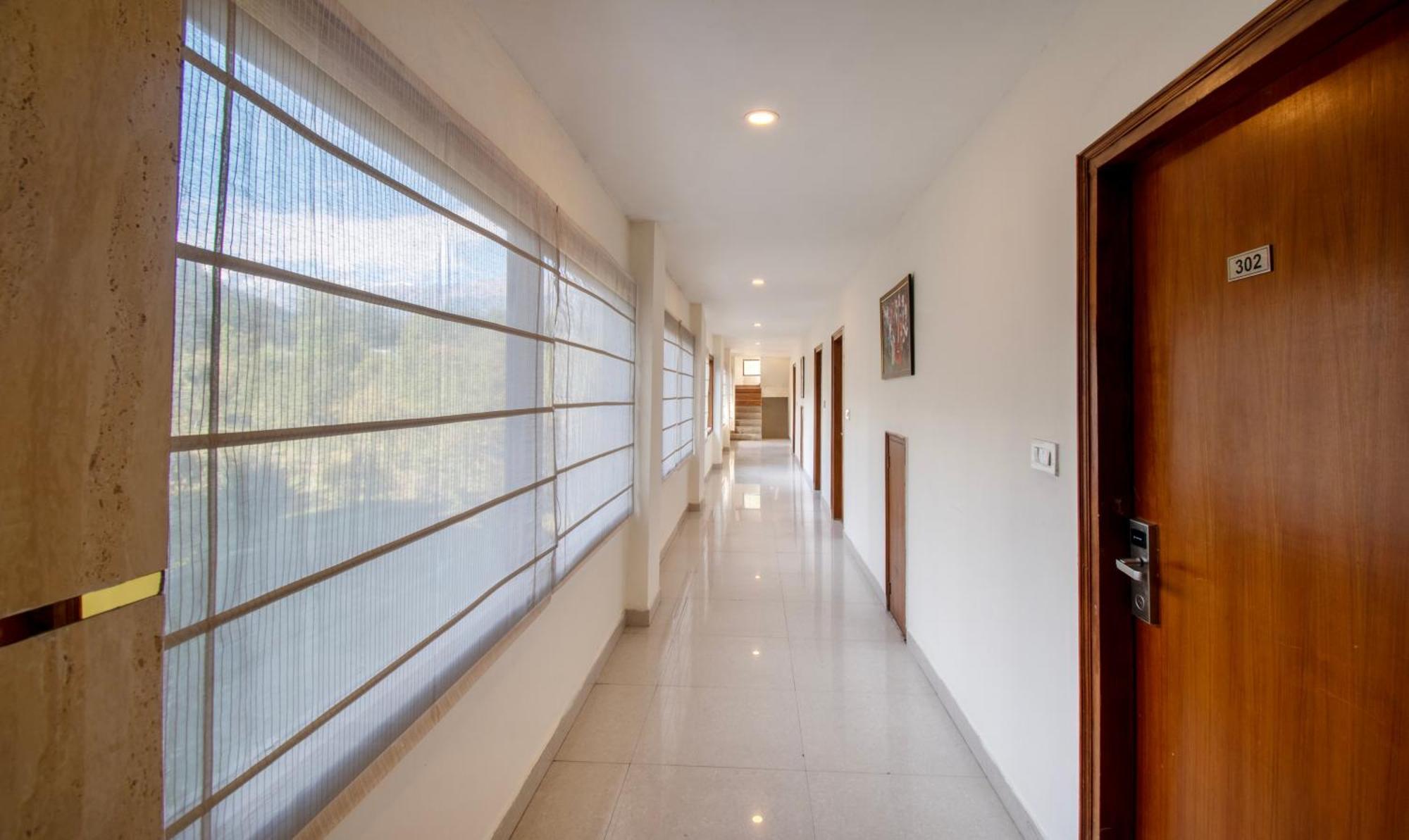 Ambika Residency, Near Hidimba Devi Temple Hotell Manāli Eksteriør bilde