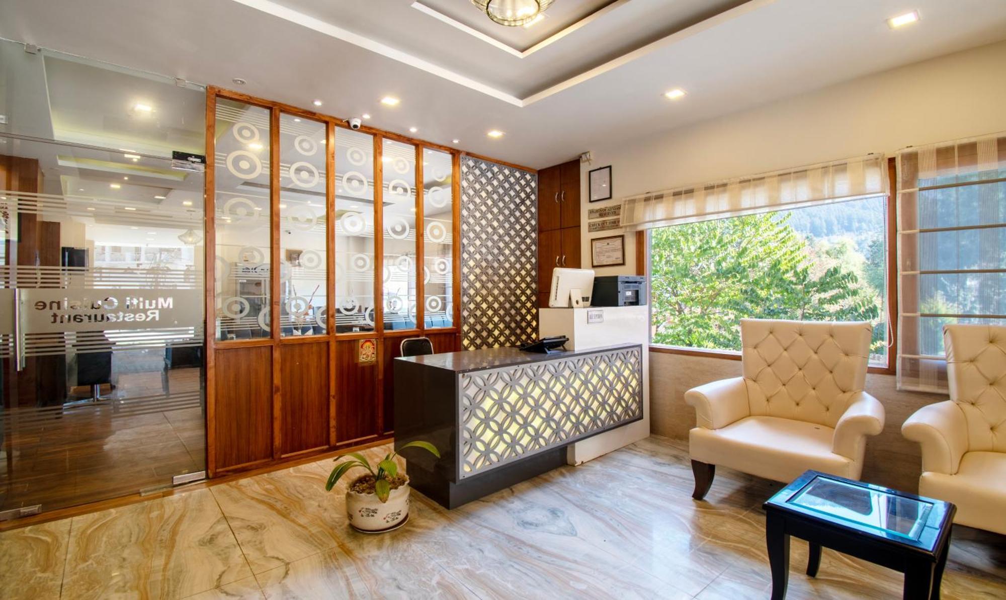 Ambika Residency, Near Hidimba Devi Temple Hotell Manāli Eksteriør bilde