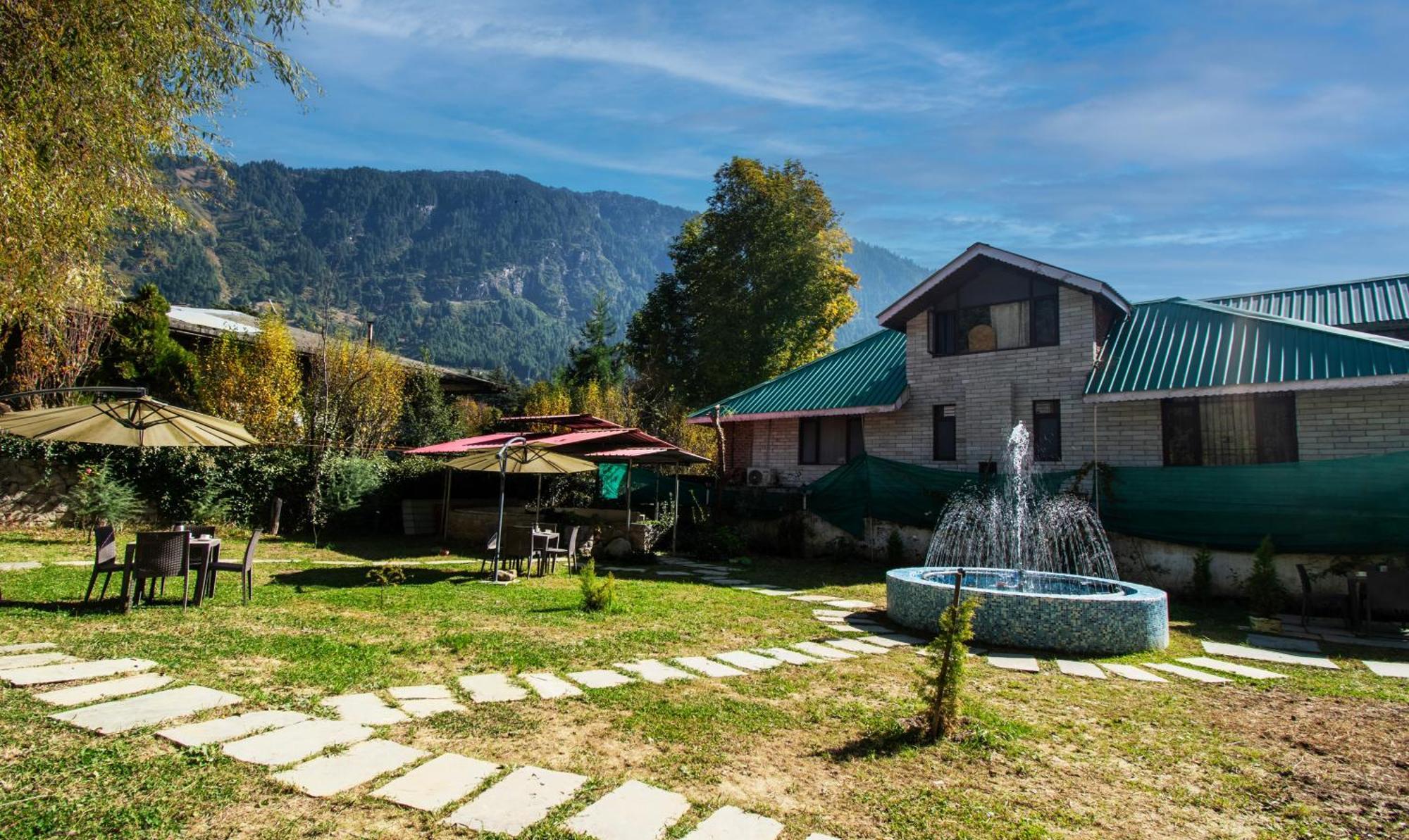 Ambika Residency, Near Hidimba Devi Temple Hotell Manāli Eksteriør bilde